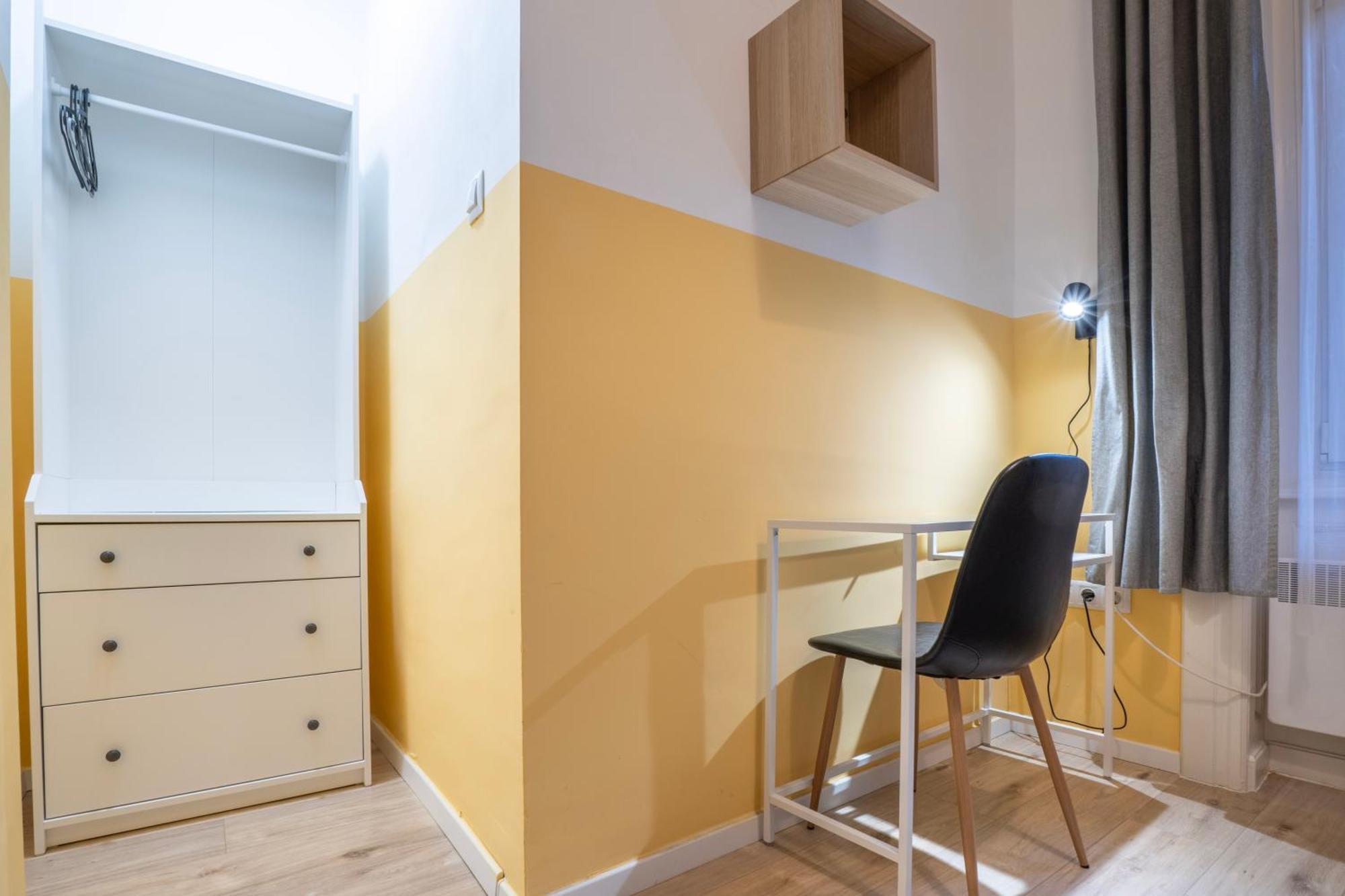 4-Bedroom Comfort Apartment In The Citycenter F38 Будапеща Екстериор снимка
